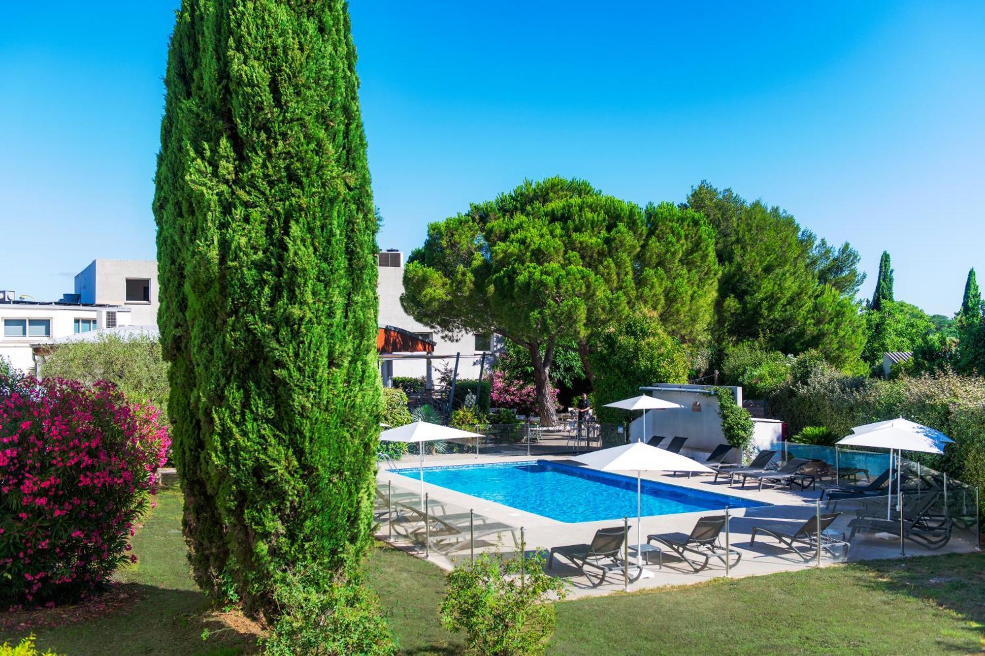 Kyriad Montpellier Est - Lunel Lunel  Exterior photo